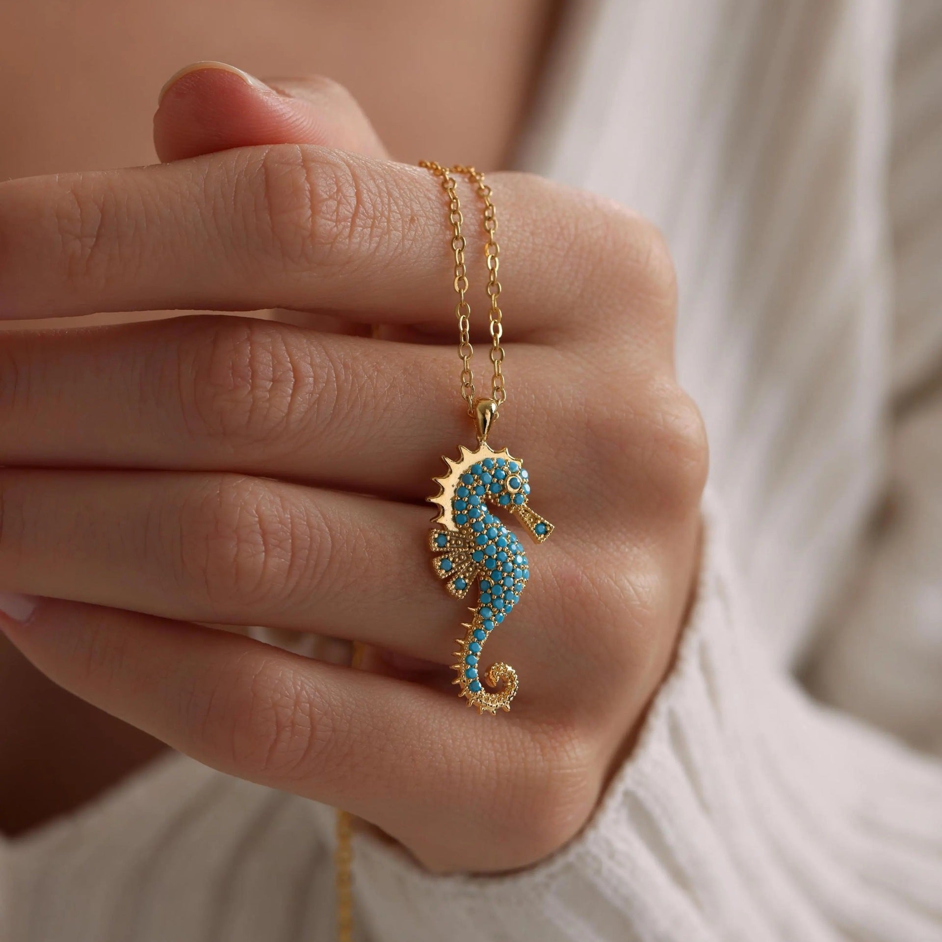 Modern Gold-Plated Pendant Necklace