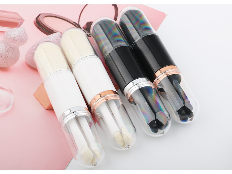 4-in-1 Retractable Travel Brush Set